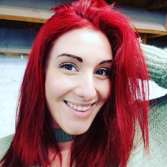 Meet your Posher, Liz - Picture 3 of 3